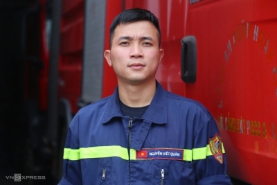 Những lần ngược dòng lửa cứu người của thượng úy cảnh sát say nghề